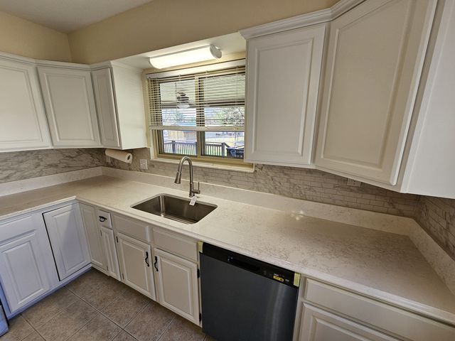 57 Cherry Drive, Mt Vernon, IL 62864