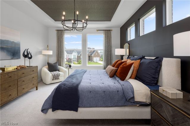824 Colesbourne Circle, Green, OH 44685