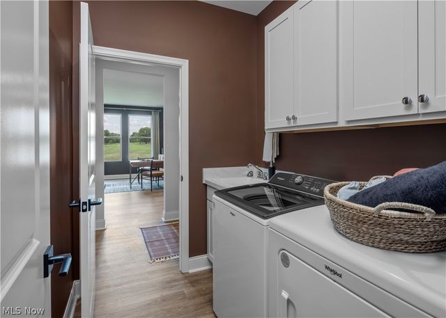 824 Colesbourne Circle, Green, OH 44685
