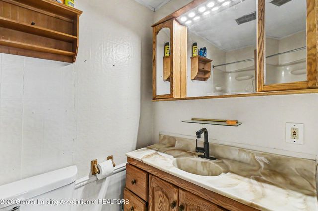 4010 Windward Drive, Lansing, MI 48911