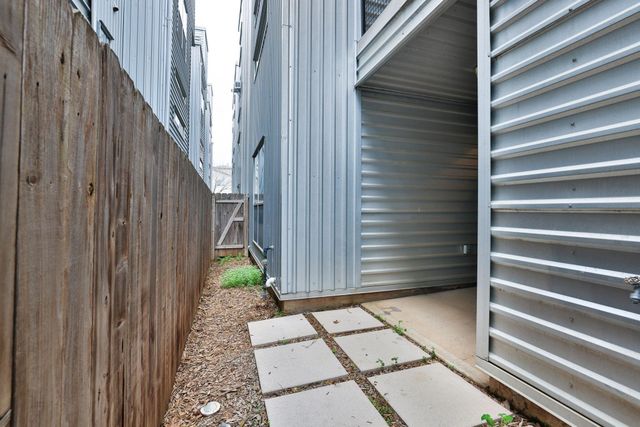 349 Sydnor Street, Houston, TX 77020