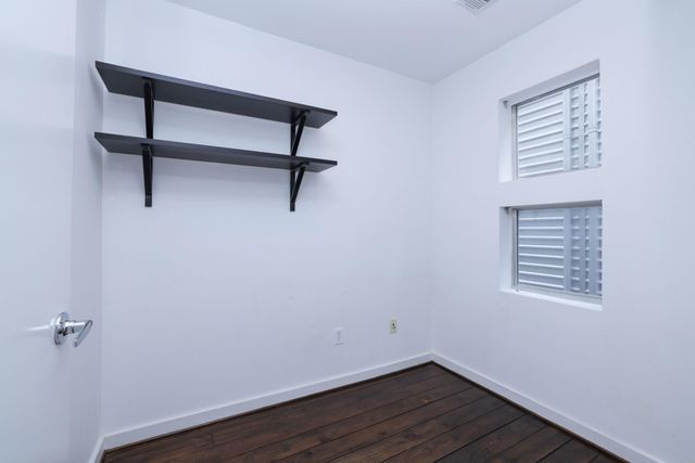 349 Sydnor Street, Houston, TX 77020