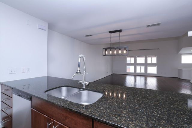 349 Sydnor Street, Houston, TX 77020