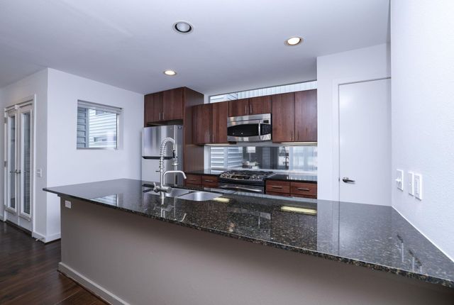 349 Sydnor Street, Houston, TX 77020