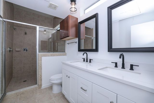 349 Sydnor Street, Houston, TX 77020