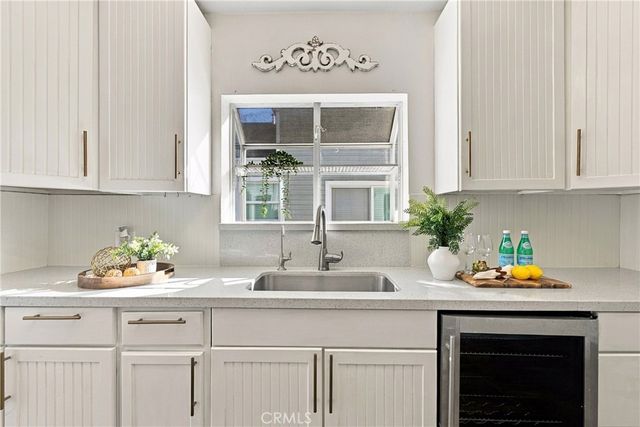 1105 S Hickory, Santa Ana, CA 92701