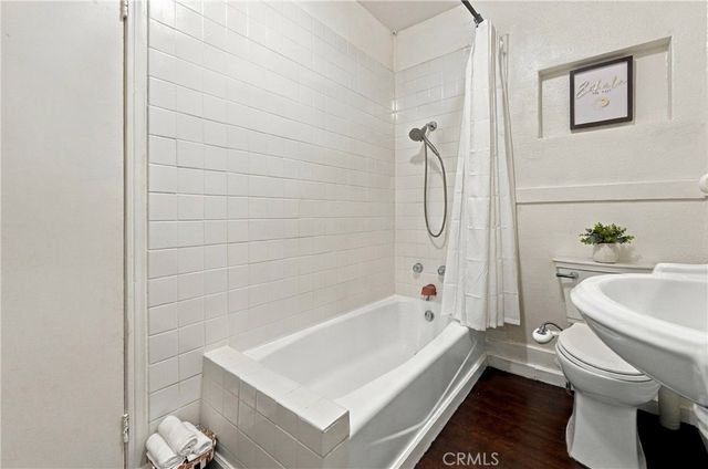 1105 S Hickory, Santa Ana, CA 92701