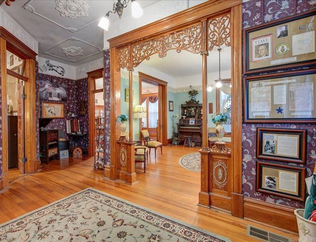 318 Quapaw Avenue, Hot Springs, AR 71901