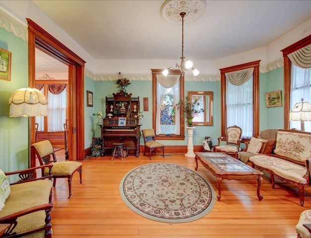 318 Quapaw Avenue, Hot Springs, AR 71901