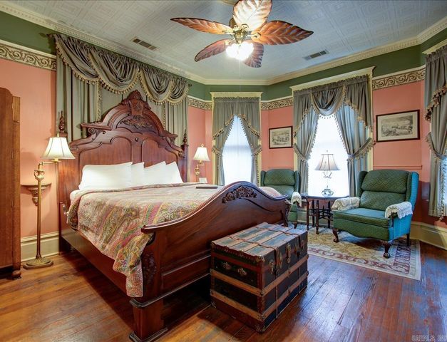 318 Quapaw Avenue, Hot Springs, AR 71901