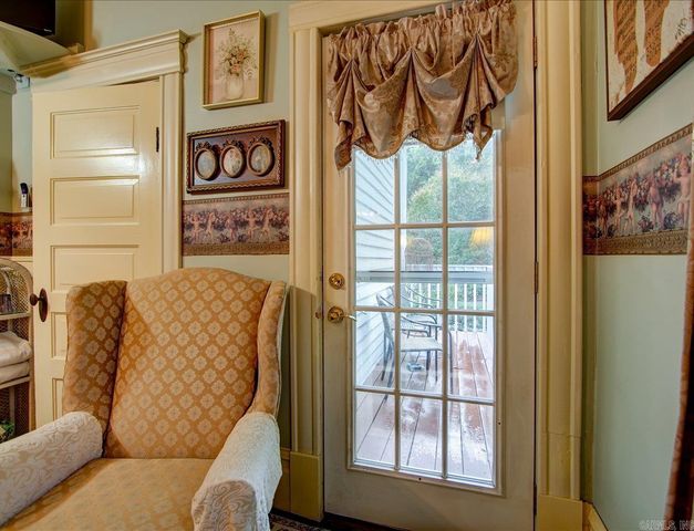 318 Quapaw Avenue, Hot Springs, AR 71901