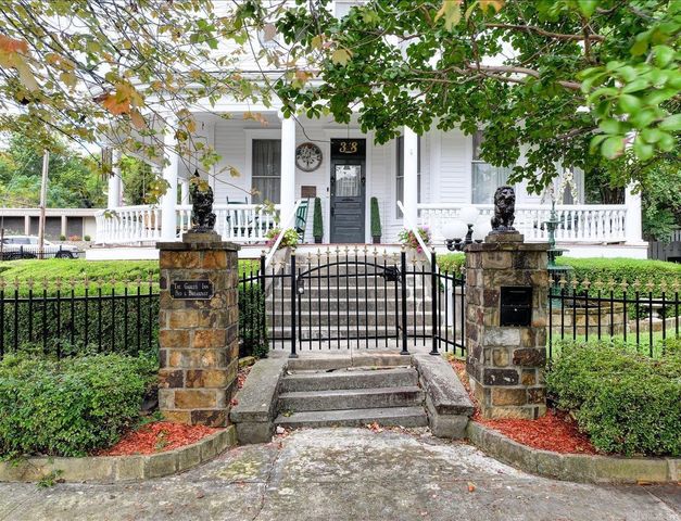 318 Quapaw Avenue, Hot Springs, AR 71901