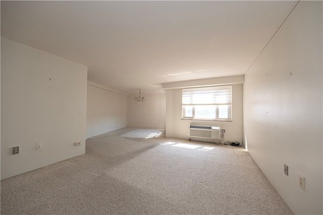 4625 Fifth Avenue 609, Oakland, PA 15213