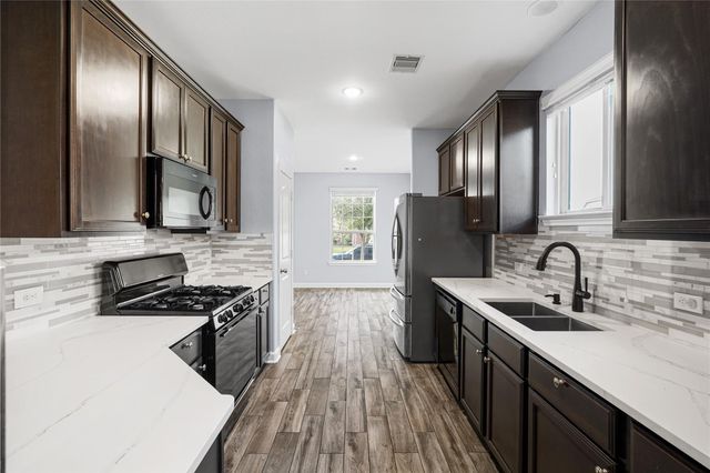 15622 Marble Bluff Lane, Houston, TX 77049