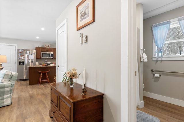 30 Pine Street, Newport, NH 03773