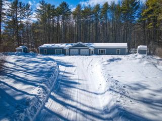 30 Pine Street, Newport, NH 03773