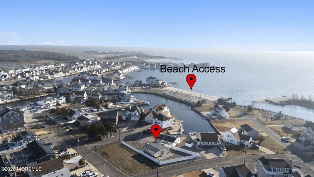 4 Drake Place, Bayville, NJ 08721