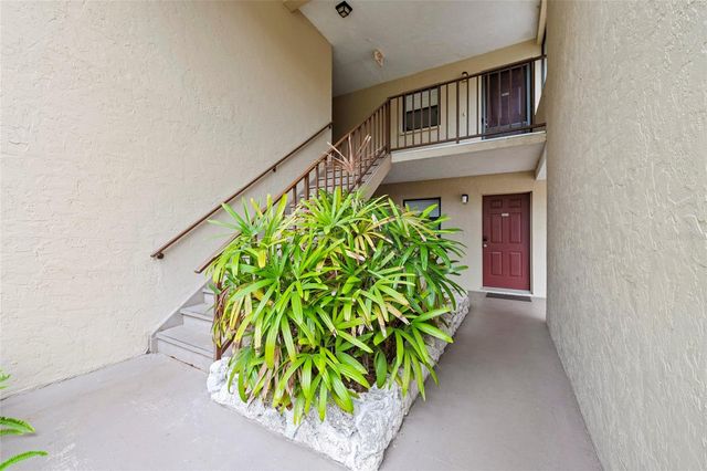 7217 CLOISTER DRIVE 203, Sarasota, FL 34231