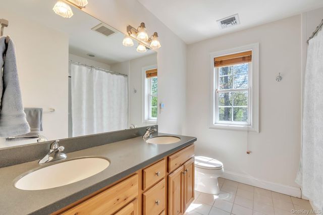 11 Orr-Hatch Drive, Cornwall, NY 12518