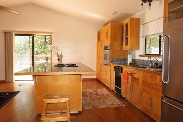 19314 Ponderosa Dr, Pioneer, CA 95666