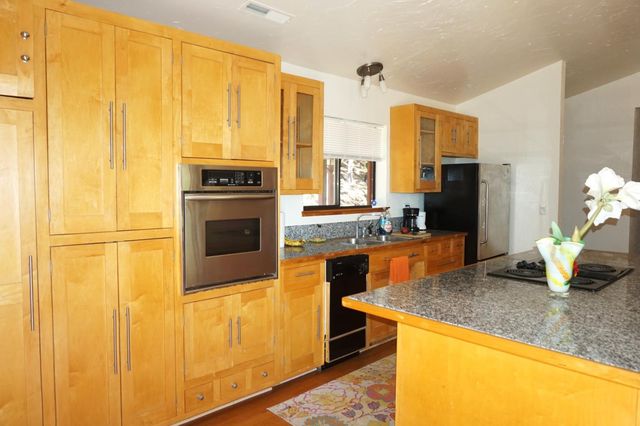 19314 Ponderosa Dr, Pioneer, CA 95666