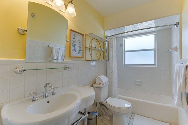 2363 MILFORD CIRCLE, Sarasota, FL 34239