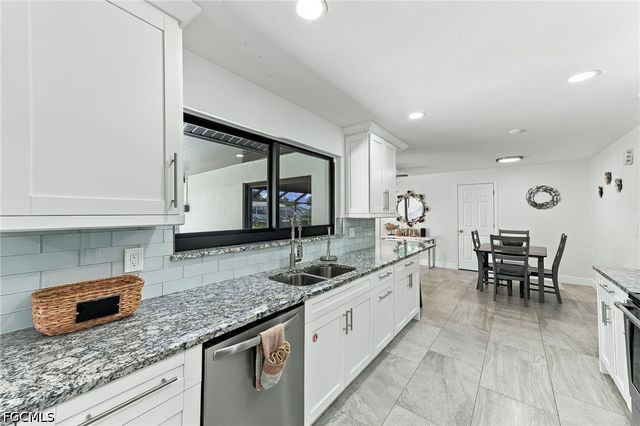 1928 SE 15th TER, Cape Coral, FL 33990