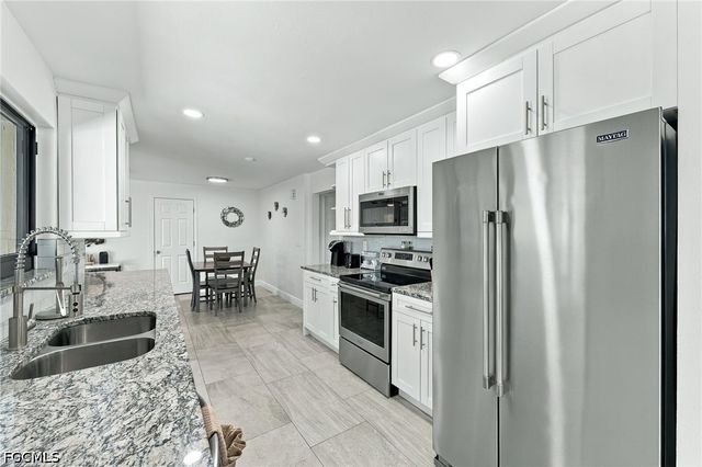 1928 SE 15th TER, Cape Coral, FL 33990