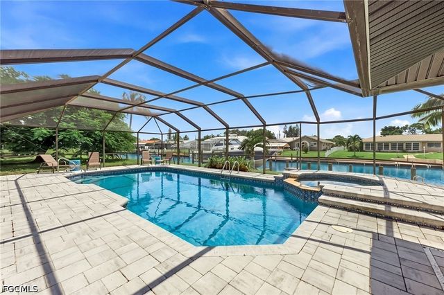 1928 SE 15th TER, Cape Coral, FL 33990