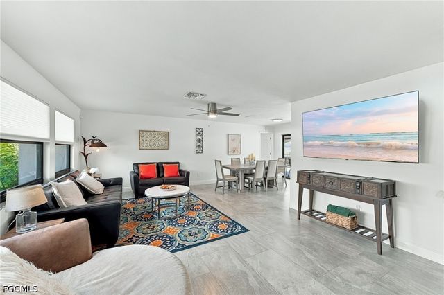 1928 SE 15th TER, Cape Coral, FL 33990