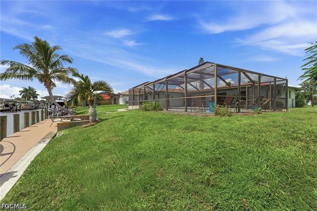 1928 SE 15th TER, Cape Coral, FL 33990