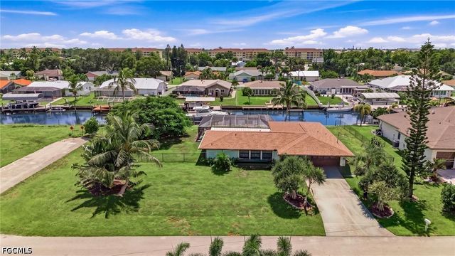 1928 SE 15th TER, Cape Coral, FL 33990