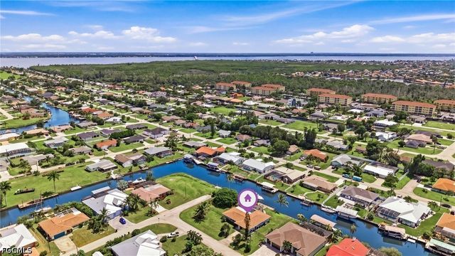 1928 SE 15th TER, Cape Coral, FL 33990