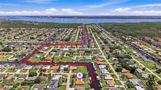 1928 SE 15th TER, Cape Coral, FL 33990