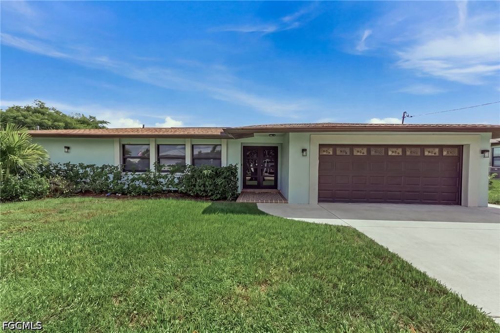 1928 SE 15th TER, Cape Coral, FL 33990