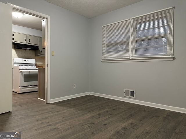 4522 Ridge Drive, Forest Park, GA 30297