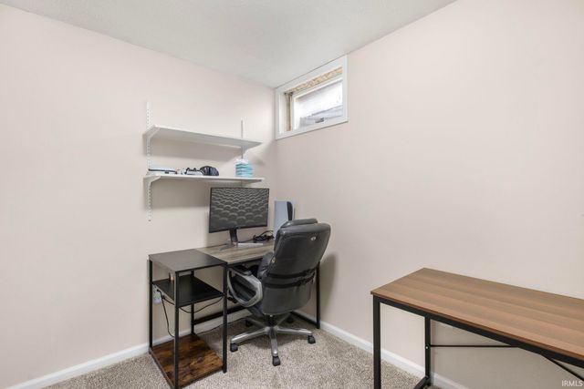 4435 Laurel Creek Drive, South Bend, IN 46628