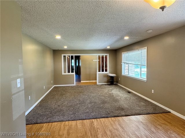 803 Wiggington, Wister, OK 74966