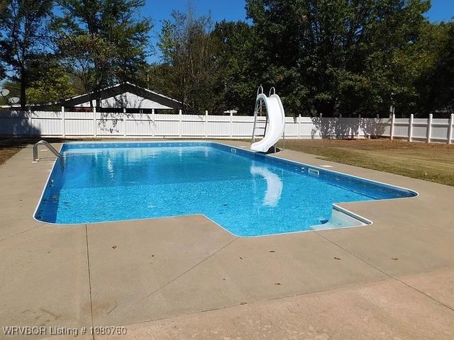 803 Wiggington, Wister, OK 74966