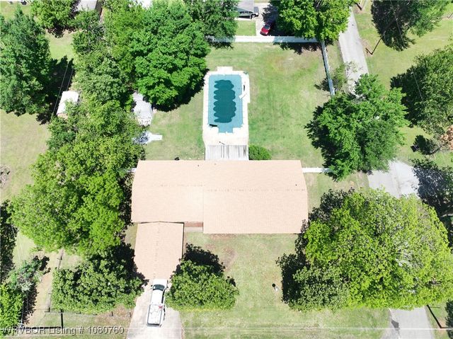 803 Wiggington, Wister, OK 74966