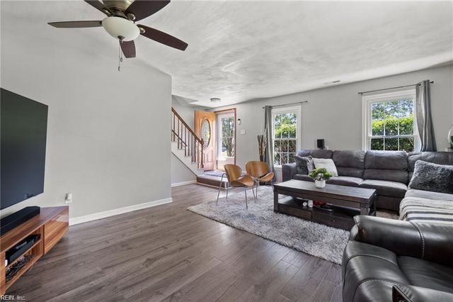 1805 Monet CT, Virginia Beach, VA 23453