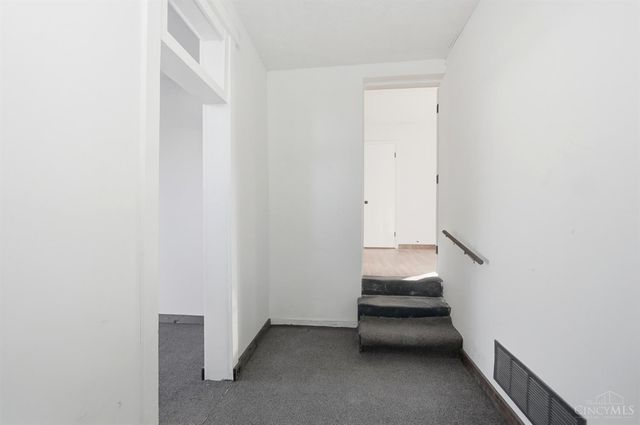 987 Carlisle Avenue, Hamilton, OH 45013