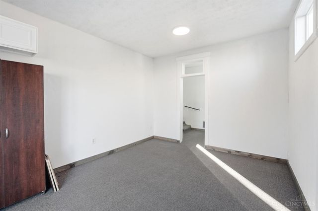 987 Carlisle Avenue, Hamilton, OH 45013