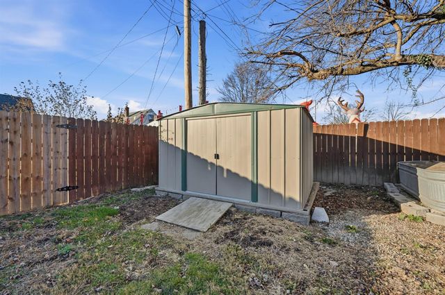 987 Carlisle Avenue, Hamilton, OH 45013