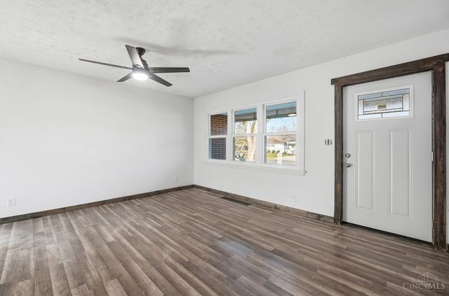 987 Carlisle Avenue, Hamilton, OH 45013