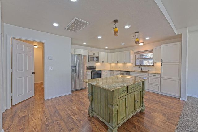 306 N Indian Meridian, Choctaw, OK 73020