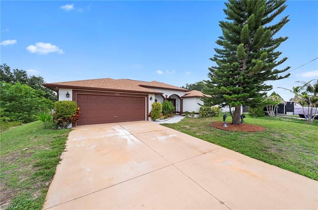 3726 15th ST W, LEHIGH ACRES, FL 33971 — exterior
