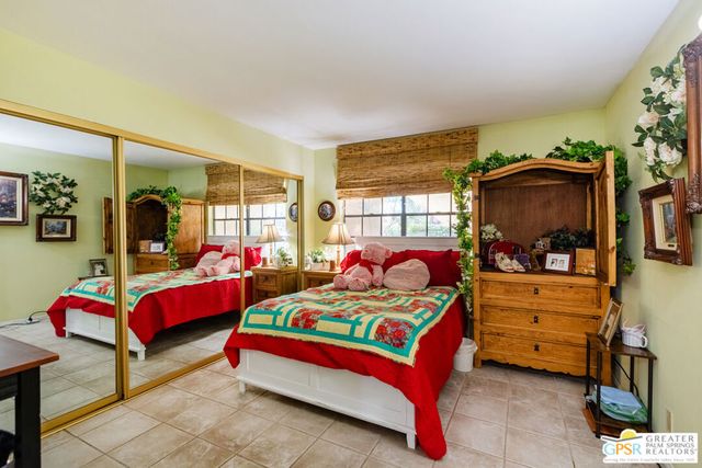 5300 E Waverly Drive C13, Palm Springs, CA 92264