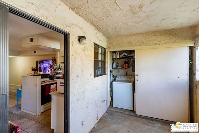 5300 E Waverly Drive C13, Palm Springs, CA 92264