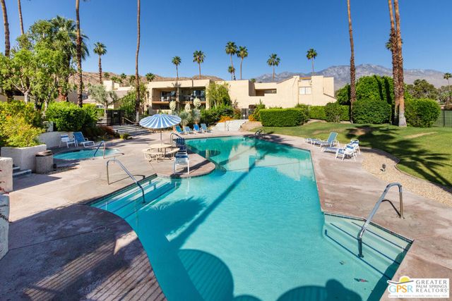 5300 E Waverly Drive C13, Palm Springs, CA 92264